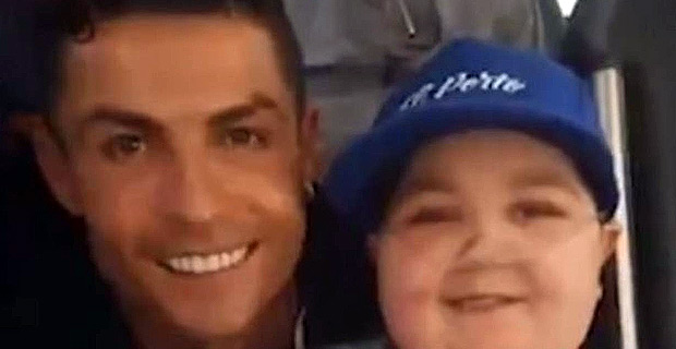 Ronaldo makes youngsters dream come true