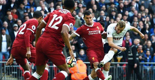 Tottenham thrashes Liverpool to level with Man United