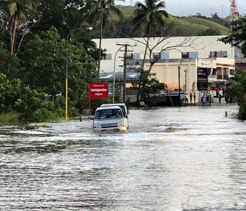 Flood warning remains for low lying areas for the whole of Fiji