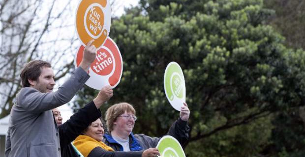New Zealand Primary School teachers and principals go on strike