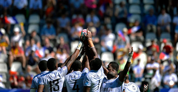Fiji 7s team begins defence of HSBC World 7s series title with 24-17 win over Japan in Dubai