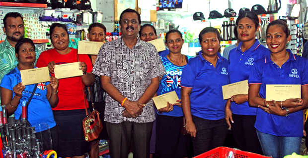 Early Christmas for 7 workers in the North as they were paid arrears in their wages