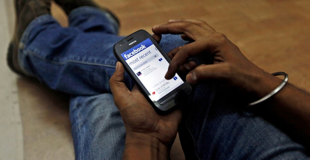 A study shows fewer people now use Facebook for news