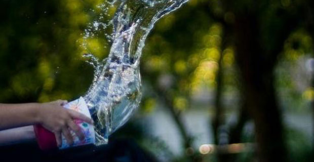 Police send stern warning to people throwing water at moving vehicles