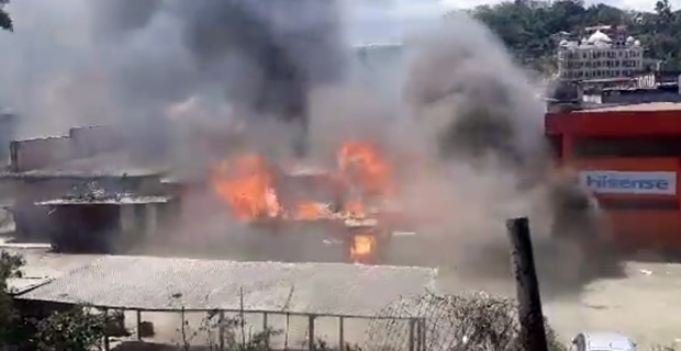 Firefighters respond quickly to restaurant fire in Sigatoka