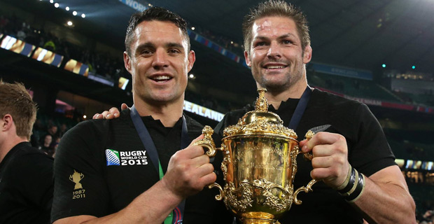 Dan Carter vs Richie McCaw for the World Rugby player of the decade