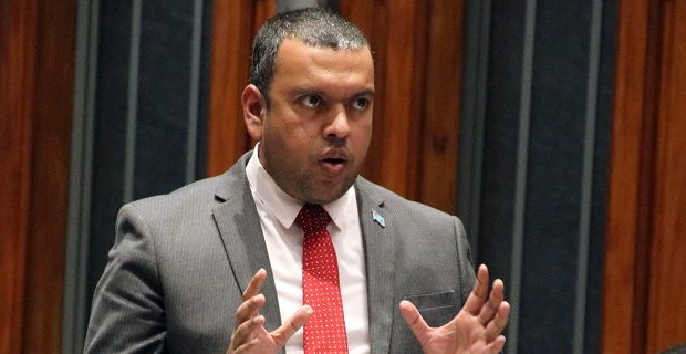 Minister says proper leases will be given to tenants in informal settlements once it's approved