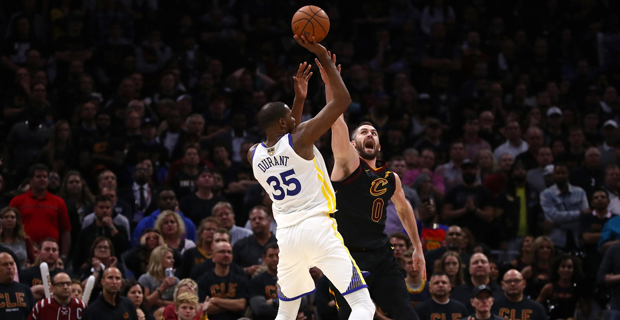 NBA Finals Game 3:  Warriors beat Cleveland 110‑102