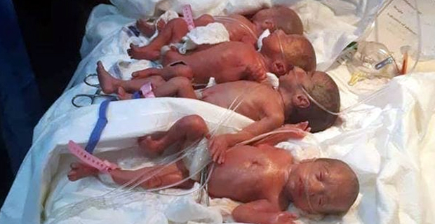 Iraqi mother gives birth naturally to six girls and one boy
