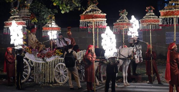 Indian groom ties knot after being shot on wedding day