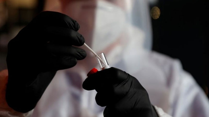 Coronavirus: France finds first case of new variant