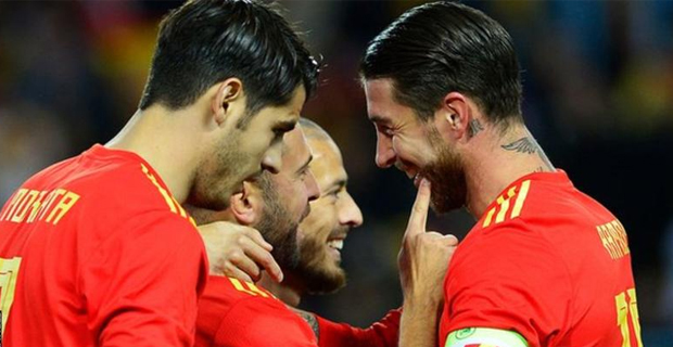 David Silva scores twice for Spain 