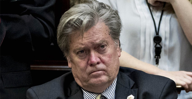 Former chief strategist to US President summoned to testify before a grand jury