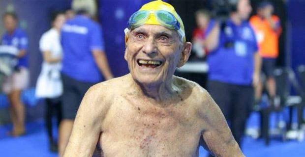 99yr-old Aussie swimmer appears to have broken world record for 50m freestyle in his age group