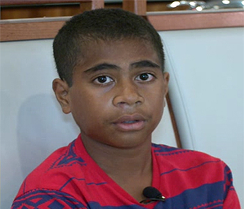 Rauqeuqe chosen to be the official match ball carrier