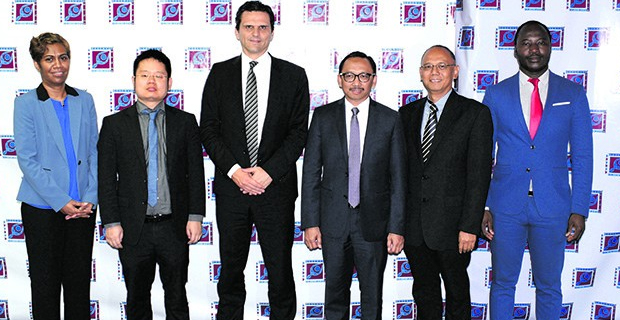 Fiji should continue with itâ€™s planned civil service reforms - IMF