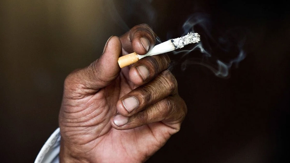 8 booked for smoking in public and 2 for selling loose cigarettes at the Suva Market Area
