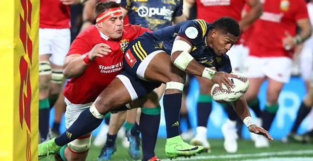 Naholo contemplating move to Chiefs  