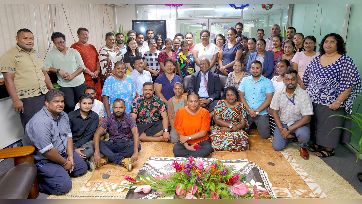 Minister for External Trade Manoa Kamikamica meets staff
