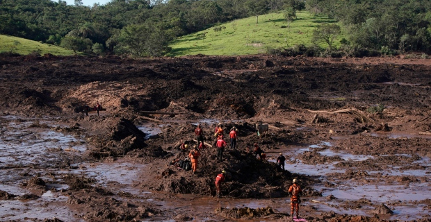 Brazil police arrest five people as part of dam collapse investigations 