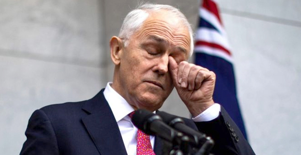 Malcolm Turnbull fighting to retain leadership of his party