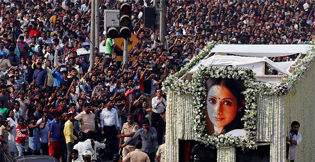 Thousands pay their respects to Sridevi Kapoor in Mumbai