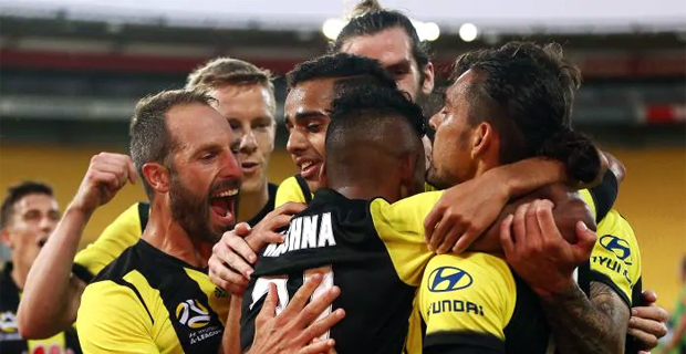 Krishna score two penalties as Wellington Phoenix beat Central Coast Mariners 3-2