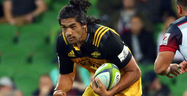 Hurricanes lock signs with English club Worcester Warriors