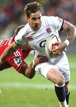 England thrashes Crusaders