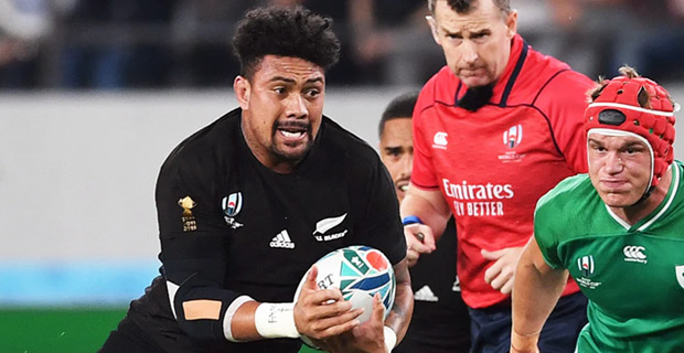 Savea completes sweep at NZ Rugby Awards in Auckland