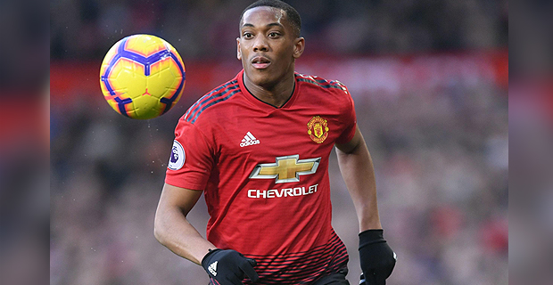 Manchester United extend Anthony Martial's contract