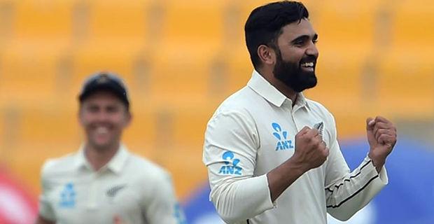Patel bags five as New Zealand beat Pakistan by four runs in first test