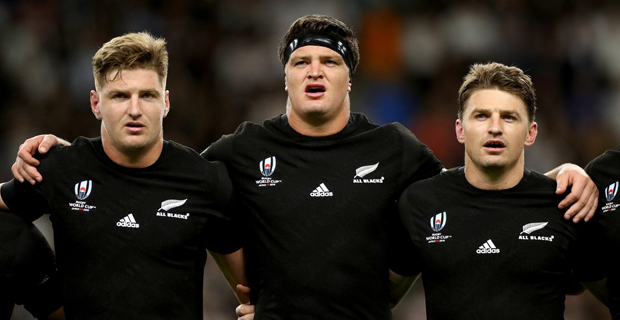 Barrett siblings could have gone home during quarterfinals after grandfather's passing - Beauden