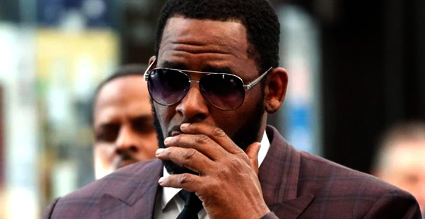 R. Kelly charged with bribing a goverment official 