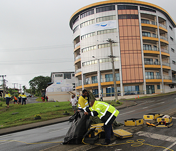 Tremors linked to building structure
