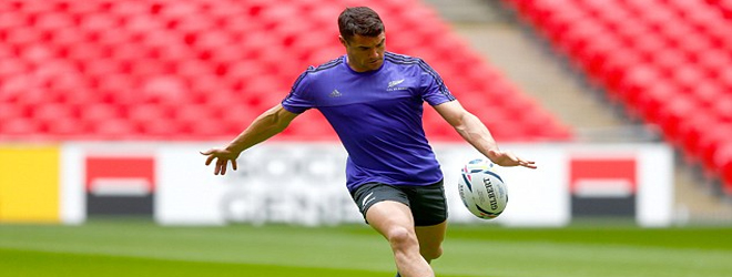 Carter discovers quirks of kicking goals at Wembley Stadium