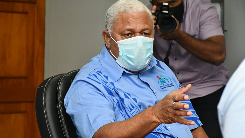 PM and cabinet ministers meet with Health Ministry officials