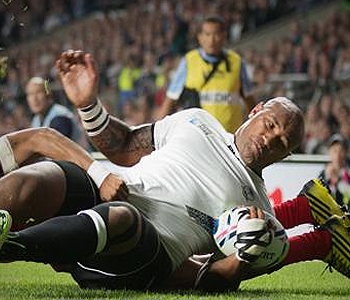 Flying Fijians go down fighting