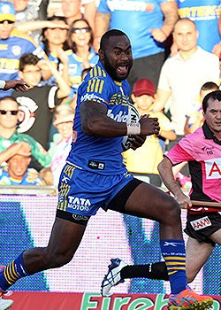 Radradra intercept try buries Bulldogs