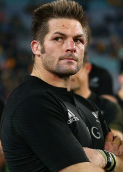 McCaw given NZâ€™s highest accolade