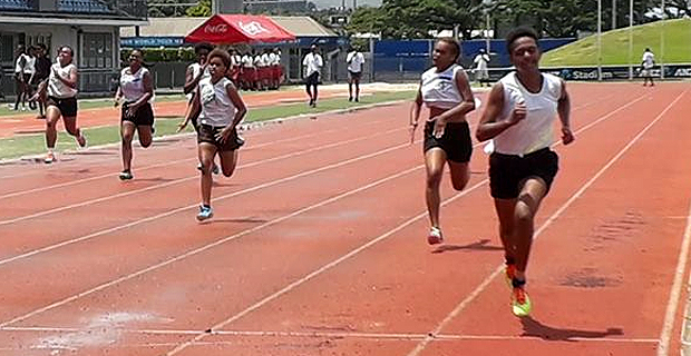 Vakaloloma of Lagakali house wins the senior girls 100m at ACS interhouse