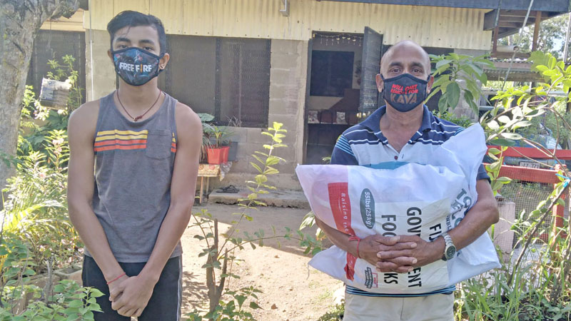  Families in lockdown areas in Nadi receive grocery and essential items and cash assistance from Govt