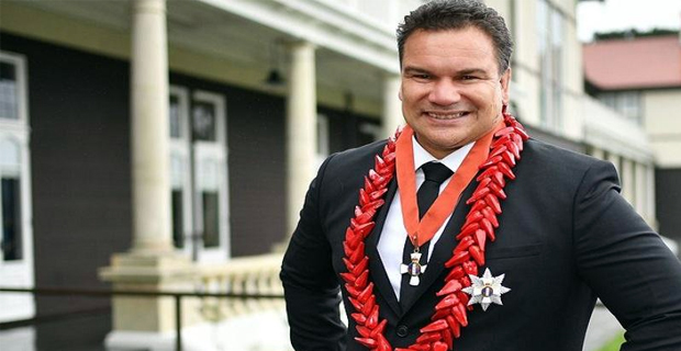 Sir Michael Jones will be speaking to high school rugby captains and teams at SGS Hall - VSIAF