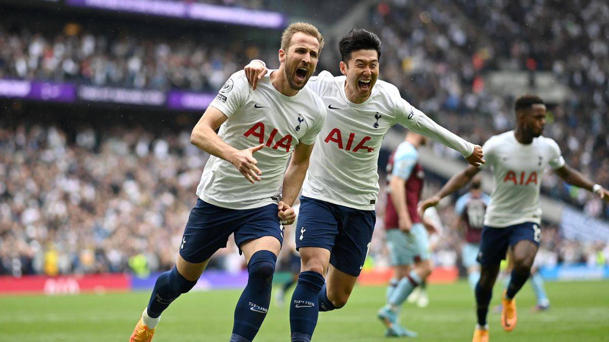 Premier League table: Tottenham Hotspur go top