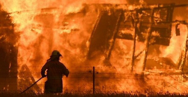 One person dead and another missing as wildfires continue to burn through 3 Australian states
