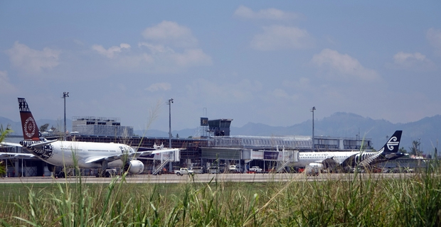 Air New Zealand says one of their aircrafts sustained minor damages in Fiji 