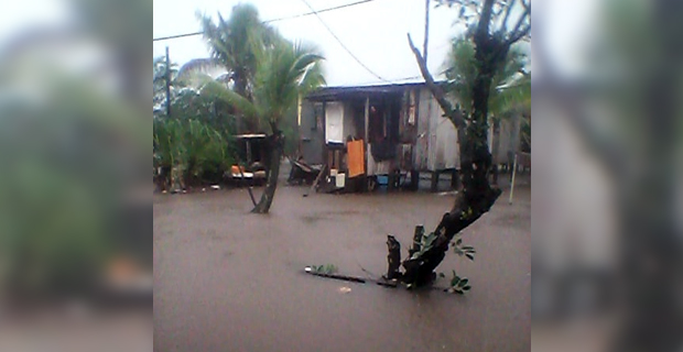 Residents of Wailea Settlement in Vatuwaqa wake up to flood waters at doorsteps 