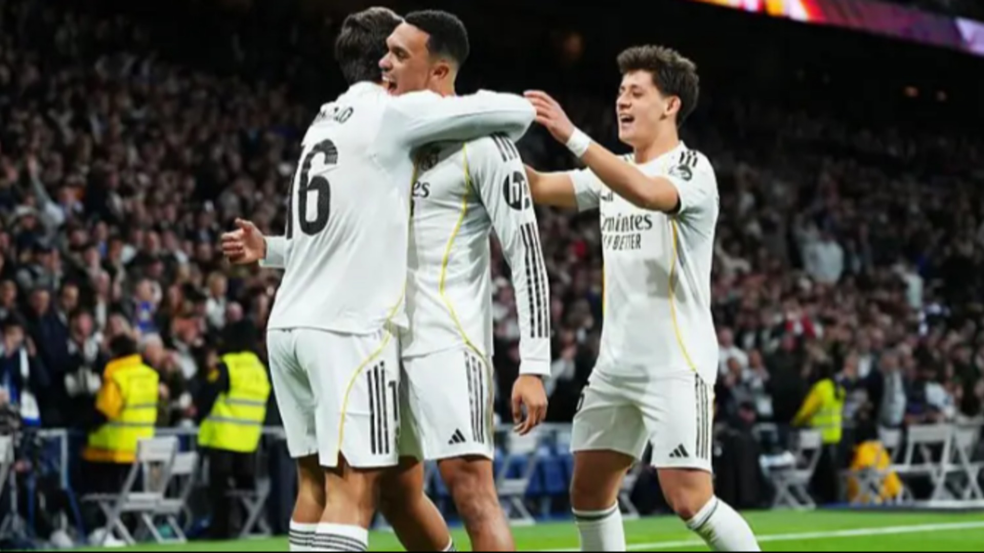 Real Madrid go top of La Liga with 4–1 win over Sociedad