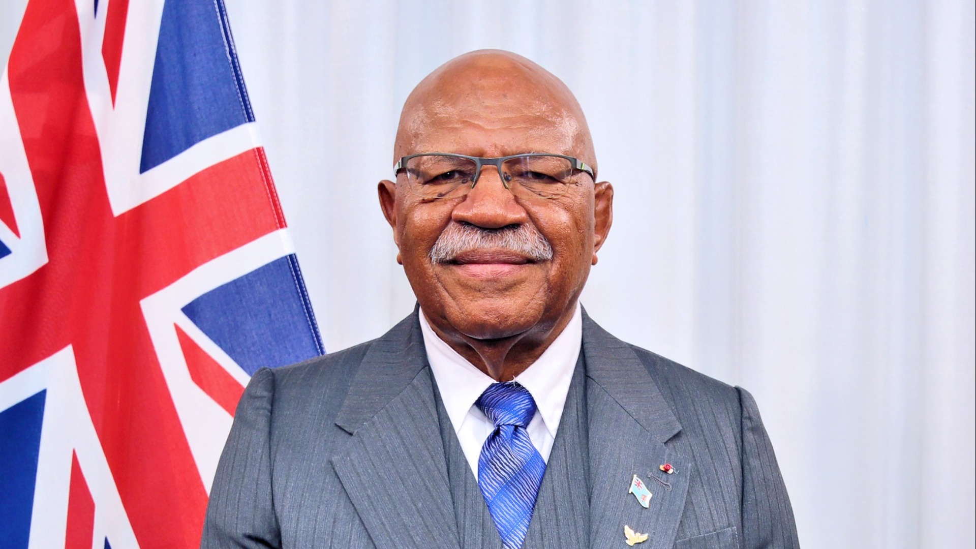 Rabuka travels to PNG for Summit