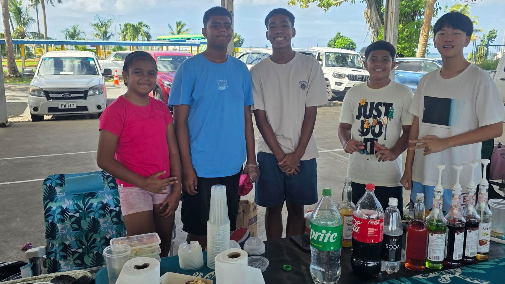 Young athletes turn entrepreneurs to raise money for basketball equipment